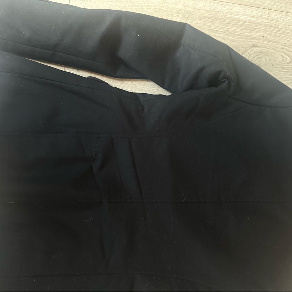 Banana Republic Classic Black Blazer - Picture 4 of 4